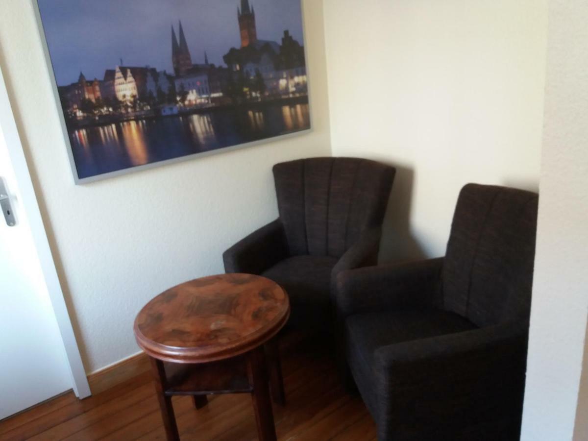 Pensionszimmer Luetzowzimmer Λίμπεκ Εξωτερικό φωτογραφία